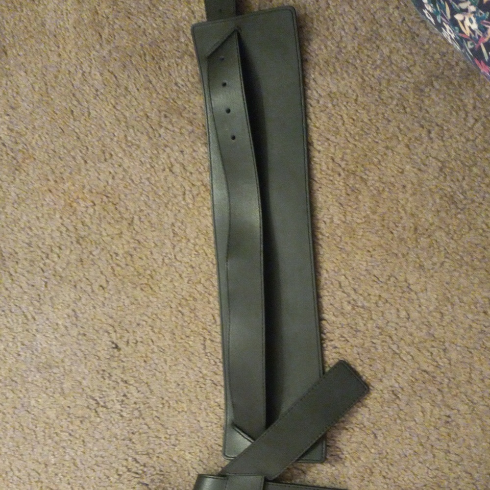 Blackmilk Belt - Picture 5 of 5